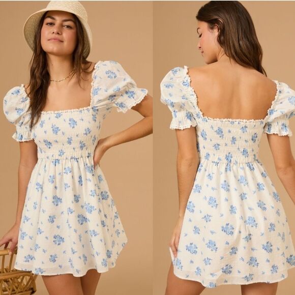 Altar'd State Dresses & Skirts - Altar'd State Shannon Floral Clip Dot Dress Women's Size Medium NWOT